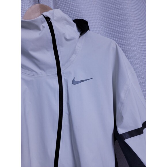 Nike Zonal Aeroshield Running Jacket Womens size LARGE Blk/Wh BV3858-133 - Picture 2 of 10